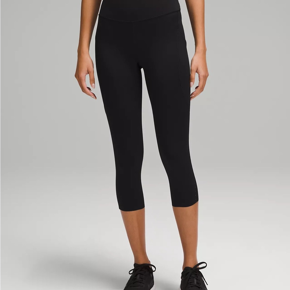 Lululemon capris